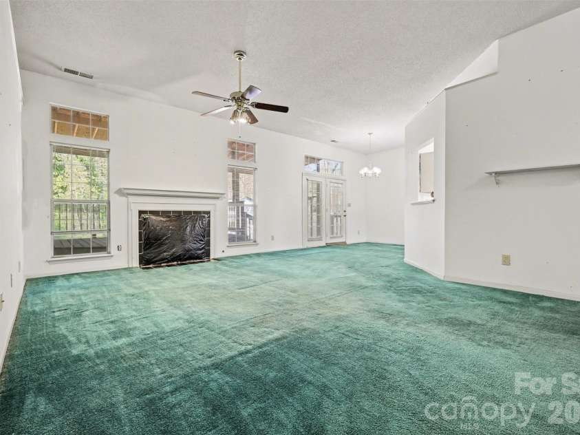 2008 Sloan Drive, Charlotte, NC 28208.  MLS# CAR4362816, YatesRealty ID 16335. 