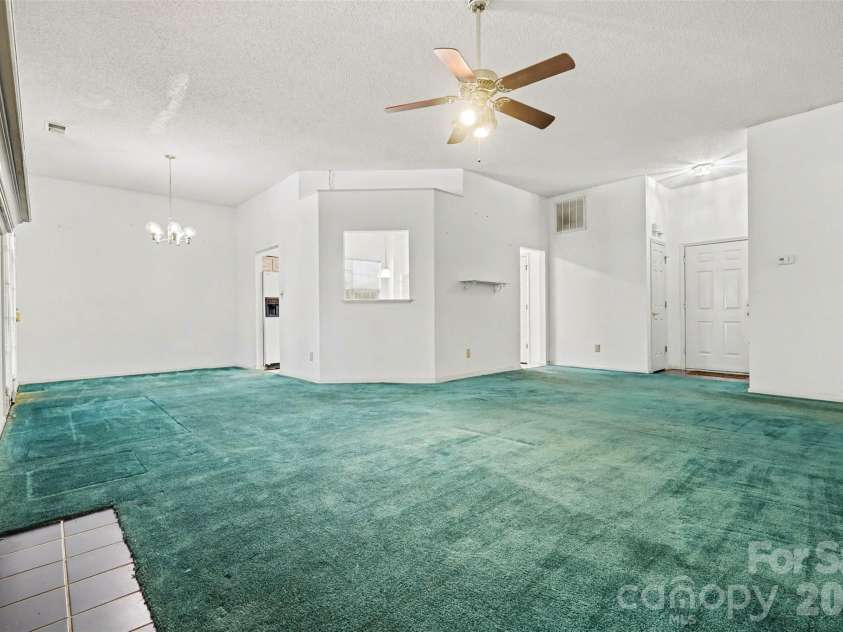 2008 Sloan Drive, Charlotte, NC 28208.  MLS# CAR4362816, YatesRealty ID 16335. 