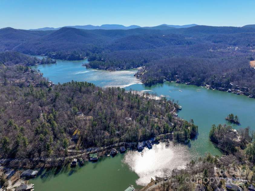 288 Hawks Point Drive, Zirconia, NC 28790.  MLS# CAR4239800, YatesRealty ID 16335. Lake Summit only a mile away