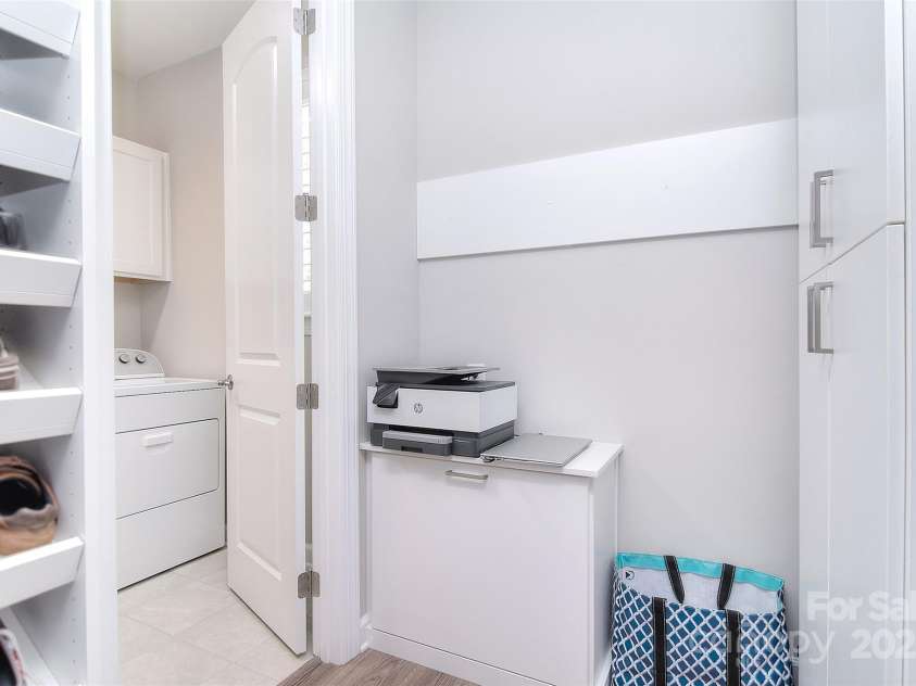 9413 Liberty Hill Drive, Mint Hill, NC 28227.  MLS# CAR4241164, YatesRealty ID 16336. Built in hamper