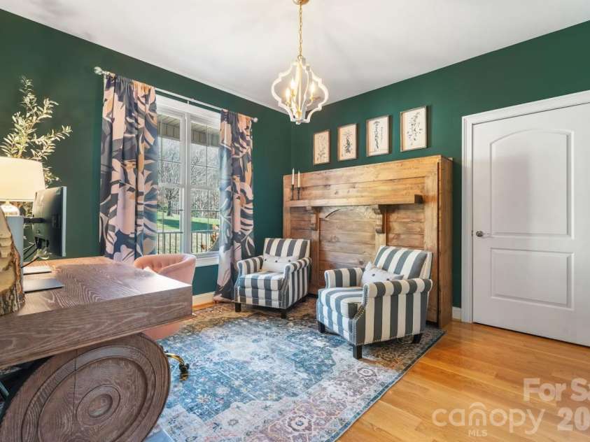 402 Golfview Court, Lenoir, NC 28645.  MLS# CAR4332999, YatesRealty ID 16337. BR 1