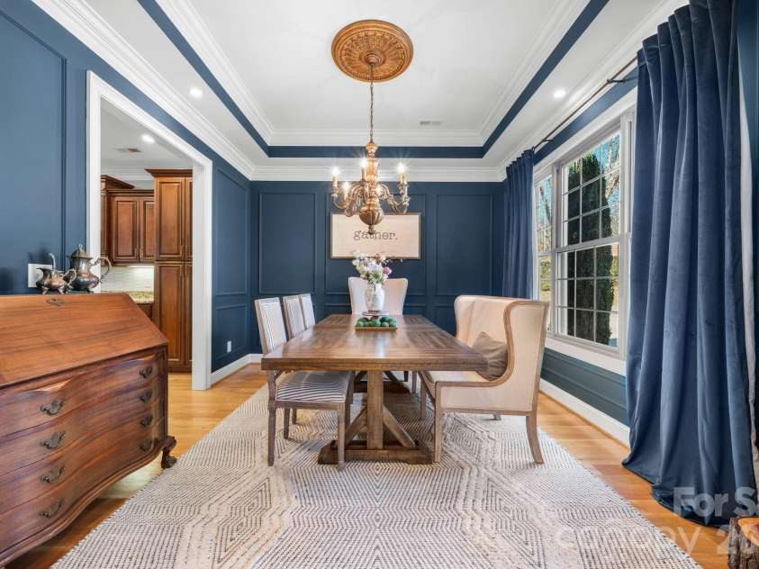 402 Golfview Court, Lenoir, NC 28645.  MLS# CAR4332999, YatesRealty ID 16337. Dining Room