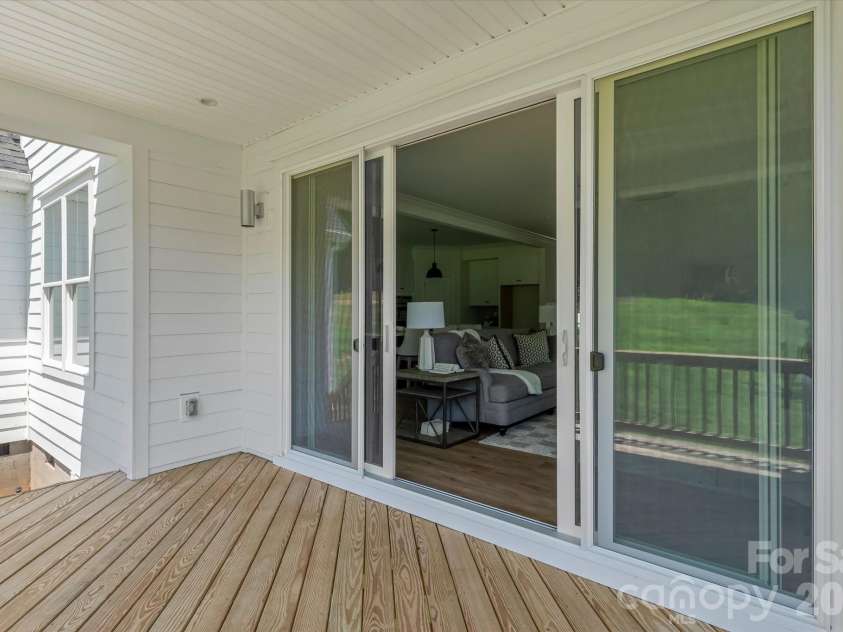 4257 Candlewood Drive, Sherrills Ford, NC 28673.  MLS# CAR4389916, YatesRealty ID 16338. 