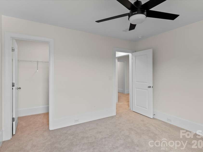 4257 Candlewood Drive, Sherrills Ford, NC 28673.  MLS# CAR4389916, YatesRealty ID 16338. 