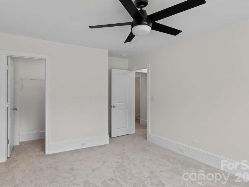 4257 Candlewood Drive, Sherrills Ford, NC 28673.  MLS# CAR4389916, YatesRealty ID 16338. 