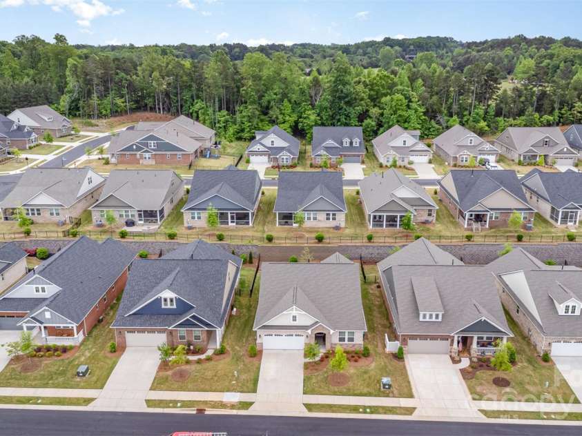 3618 Marchers Trace Drive, Mint Hill, NC 28227.  MLS# CAR4249541, YatesRealty ID 16339. 