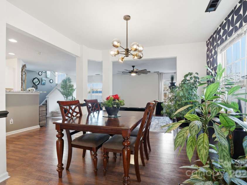 5825 Brookfield Pointe Drive, Charlotte, NC 28216.  MLS# CAR4328180, YatesRealty ID 1634. 