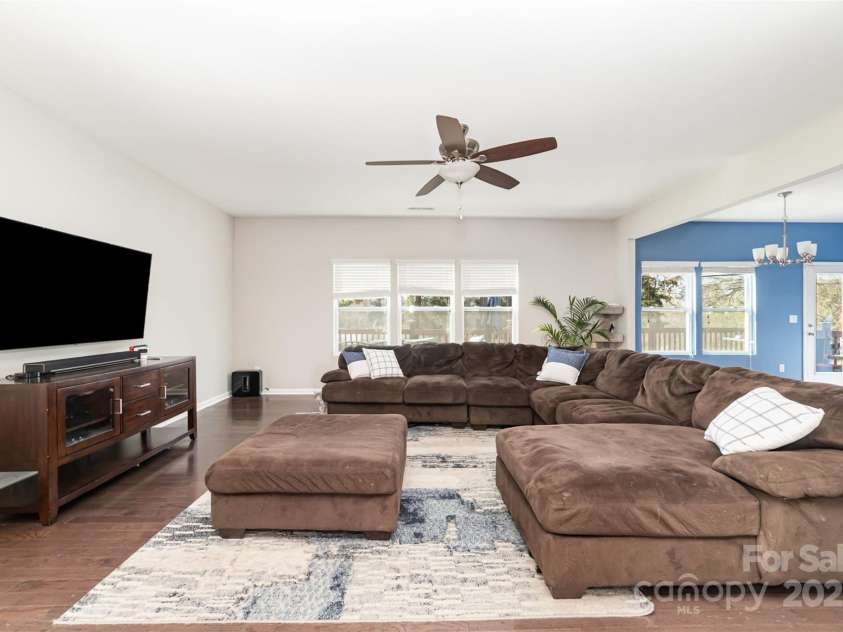 532 Dalkeith Avenue, Rock Hill, SC 29732.  MLS# CAR4256931, YatesRealty ID 16341. 