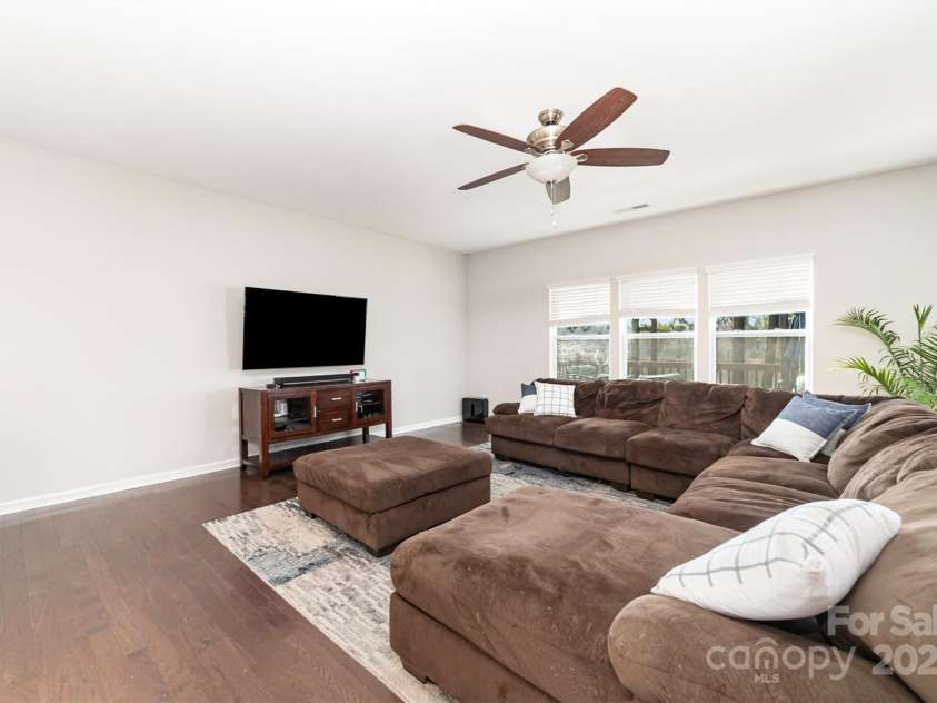 532 Dalkeith Avenue, Rock Hill, SC 29732.  MLS# CAR4256931, YatesRealty ID 16341. 