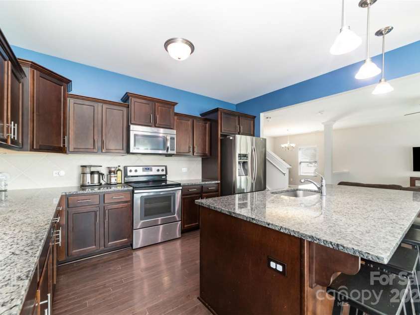532 Dalkeith Avenue, Rock Hill, SC 29732.  MLS# CAR4256931, YatesRealty ID 16341. 