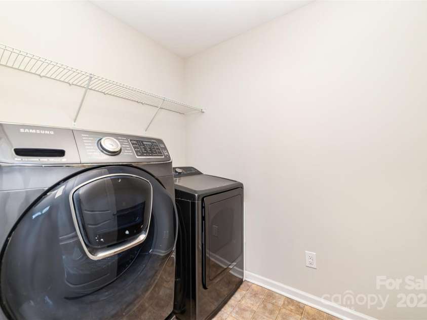 532 Dalkeith Avenue, Rock Hill, SC 29732.  MLS# CAR4256931, YatesRealty ID 16341. 
