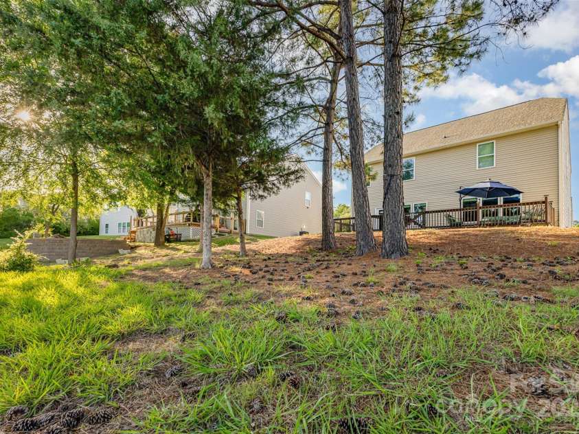 532 Dalkeith Avenue, Rock Hill, SC 29732.  MLS# CAR4256931, YatesRealty ID 16341. 