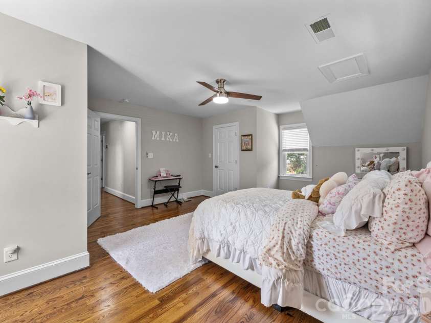 908 Woodhurst Drive, Wesley Chapel, NC 28110.  MLS# CAR4362351, YatesRealty ID 16341. Large bedroom 3 