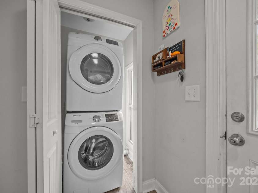 5371 Davidson Road, Davidson, NC 28036.  MLS# CAR4258666, YatesRealty ID 16342. 