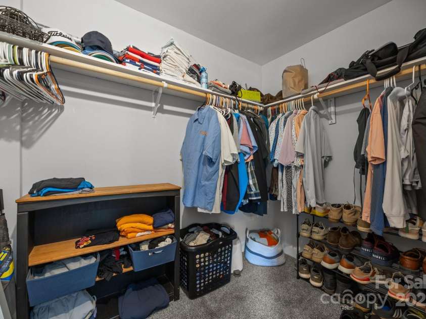 5371 Davidson Road, Davidson, NC 28036.  MLS# CAR4258666, YatesRealty ID 16342. 