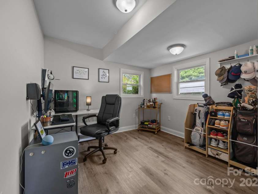 5371 Davidson Road, Davidson, NC 28036.  MLS# CAR4258666, YatesRealty ID 16342. 