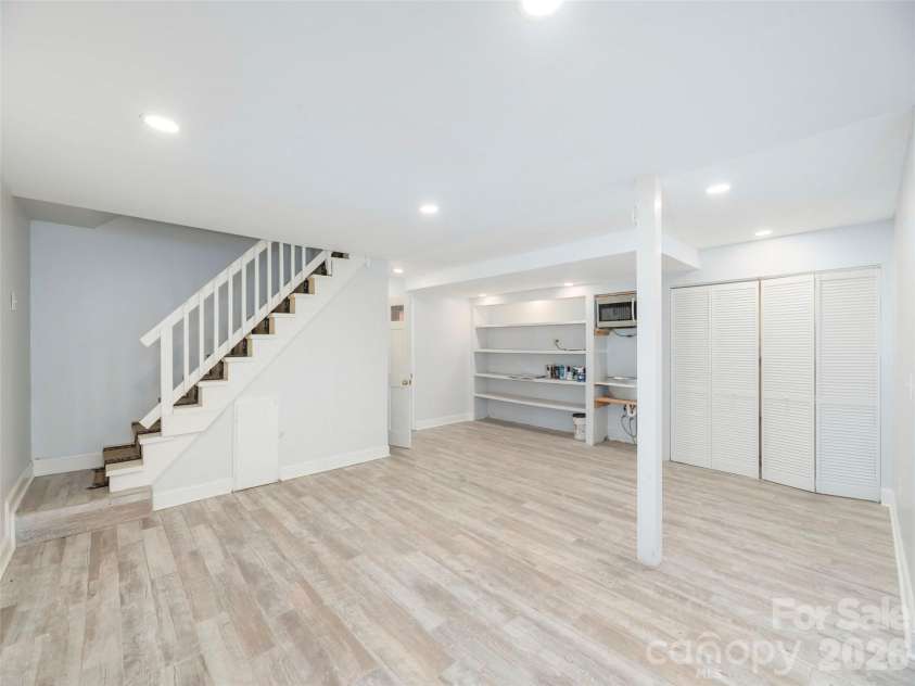 55 Round Top Road, Waynesville, NC 28785.  MLS# CAR4369104, YatesRealty ID 16342. 