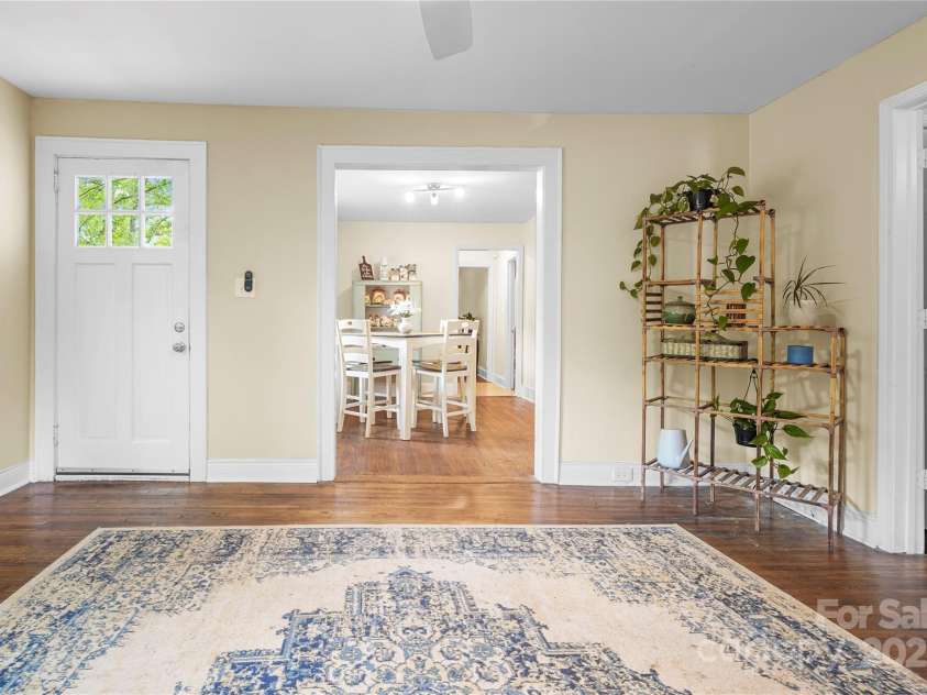 108 Greenwood Avenue, Belmont, NC 28012.  MLS# CAR4258212, YatesRealty ID 16344. 