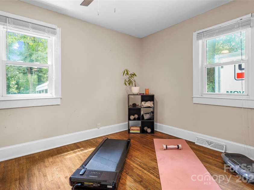 108 Greenwood Avenue, Belmont, NC 28012.  MLS# CAR4258212, YatesRealty ID 16344. 