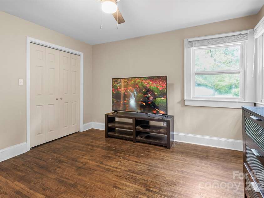 108 Greenwood Avenue, Belmont, NC 28012.  MLS# CAR4258212, YatesRealty ID 16344. 