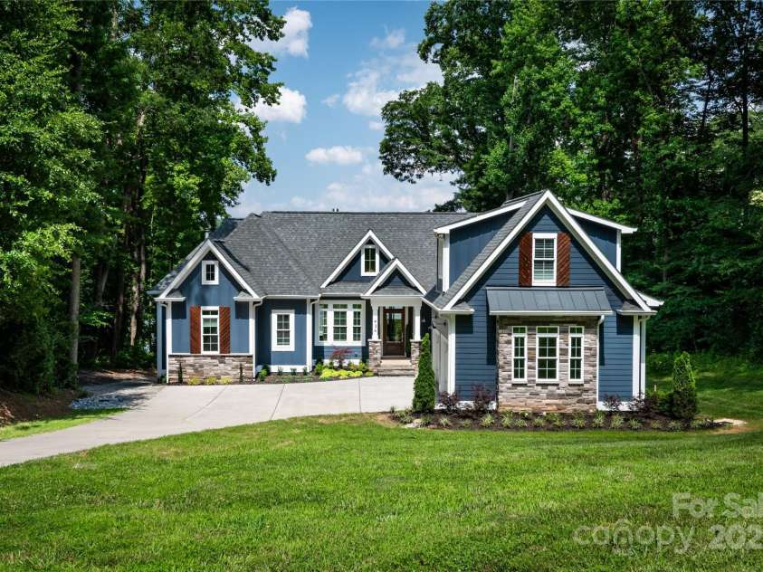434 Breezewood Drive, Belmont, NC 28012.  MLS# CAR4258977, YatesRealty ID 16346. 