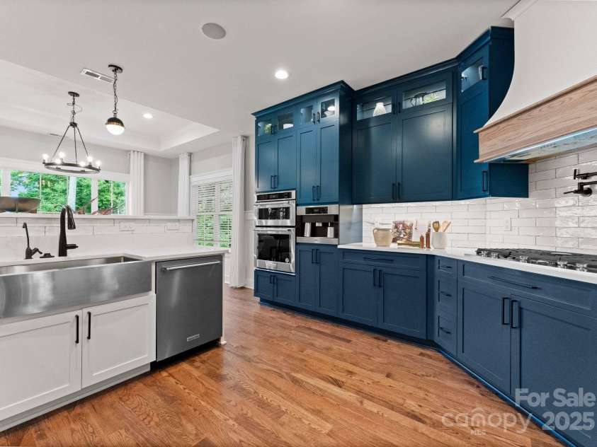 434 Breezewood Drive, Belmont, NC 28012.  MLS# CAR4258977, YatesRealty ID 16346. 