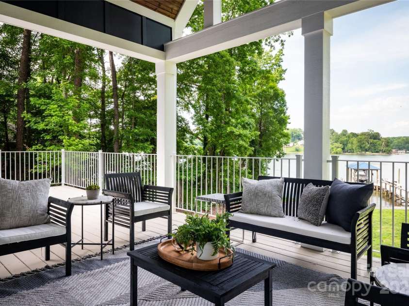 434 Breezewood Drive, Belmont, NC 28012.  MLS# CAR4258977, YatesRealty ID 16346. 