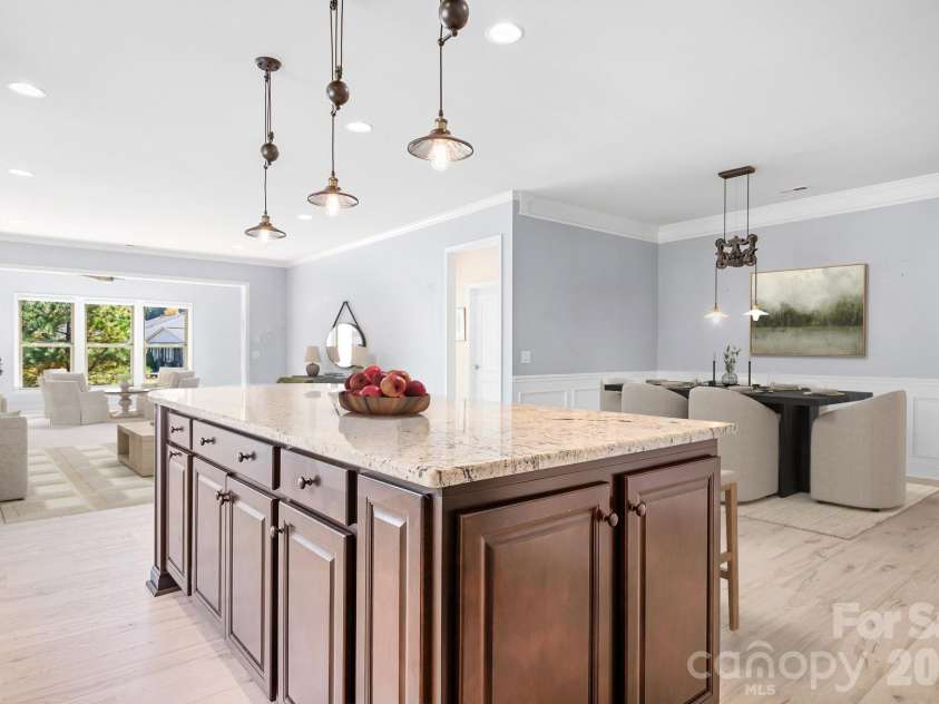 910 Kirby Drive, Fort Mill, SC 29715.  MLS# CAR4417664, YatesRealty ID 16346. 