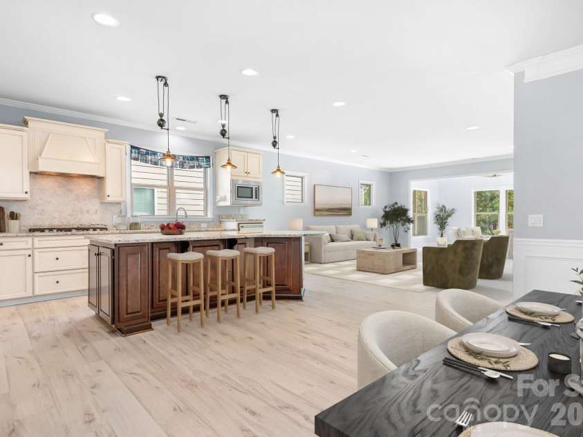 910 Kirby Drive, Fort Mill, SC 29715.  MLS# CAR4417664, YatesRealty ID 16346. 