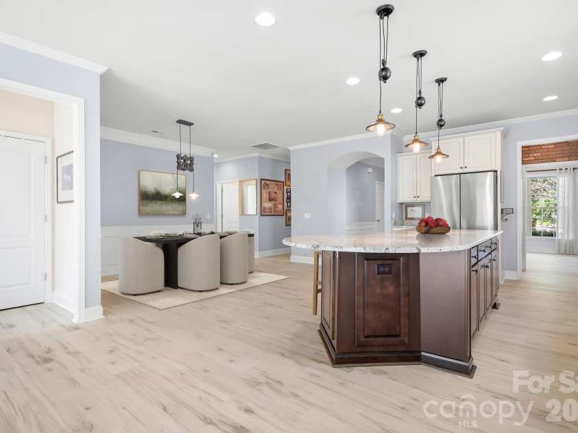 910 Kirby Drive, Fort Mill, SC 29715.  MLS# CAR4417664, YatesRealty ID 16346. 