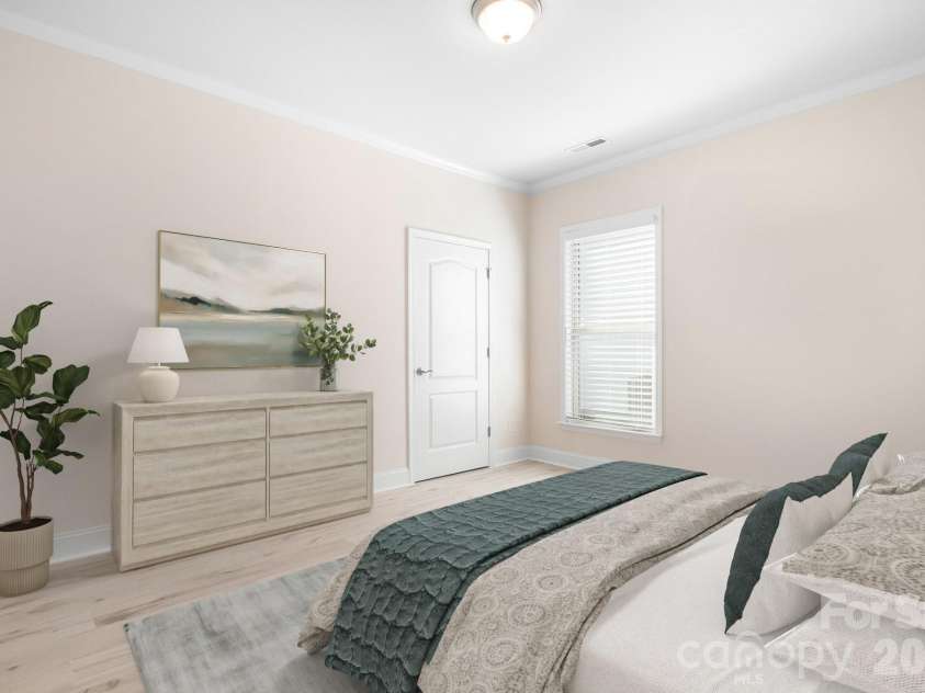 910 Kirby Drive, Fort Mill, SC 29715.  MLS# CAR4417664, YatesRealty ID 16346. 