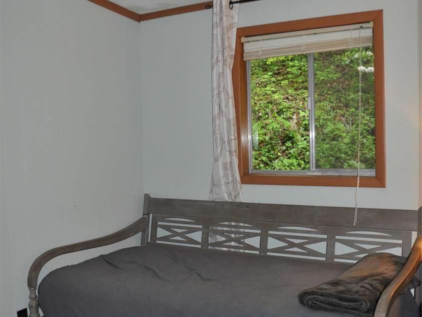 4091 Big Ivy Road, Purlear, NC 28665.  MLS# CAR4258745, YatesRealty ID 16348. 