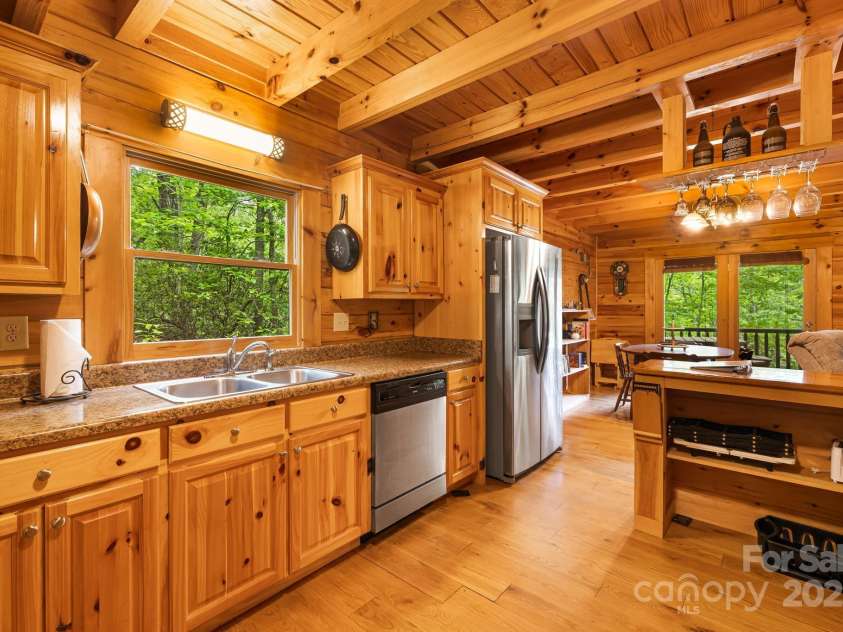 108 Cougar Alley, Lake Lure, NC 28746.  MLS# CAR4256706, YatesRealty ID 16349. Kitchen