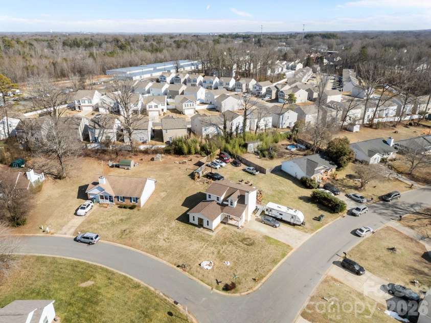 5400 Barnview Court, Charlotte, NC 28269.  MLS# CAR4344850, YatesRealty ID 1635. 