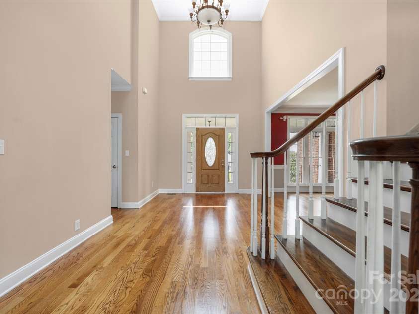 140 Hunters Hill Drive, Statesville, NC 28677.  MLS# CAR4280552, YatesRealty ID 16350. 