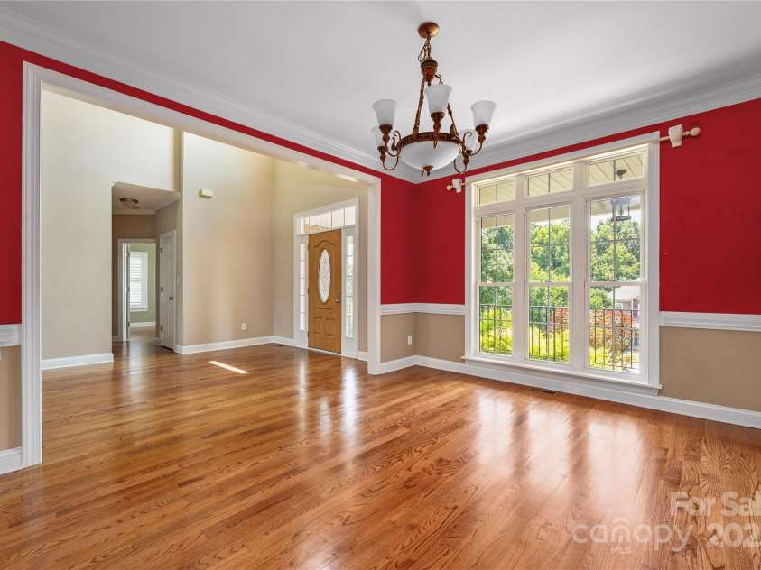 140 Hunters Hill Drive, Statesville, NC 28677.  MLS# CAR4280552, YatesRealty ID 16350. 