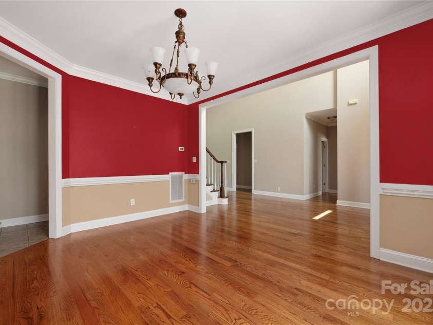 140 Hunters Hill Drive, Statesville, NC 28677.  MLS# CAR4280552, YatesRealty ID 16350. 