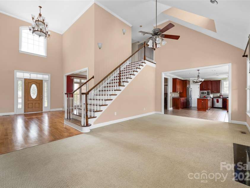 140 Hunters Hill Drive, Statesville, NC 28677.  MLS# CAR4280552, YatesRealty ID 16350. 