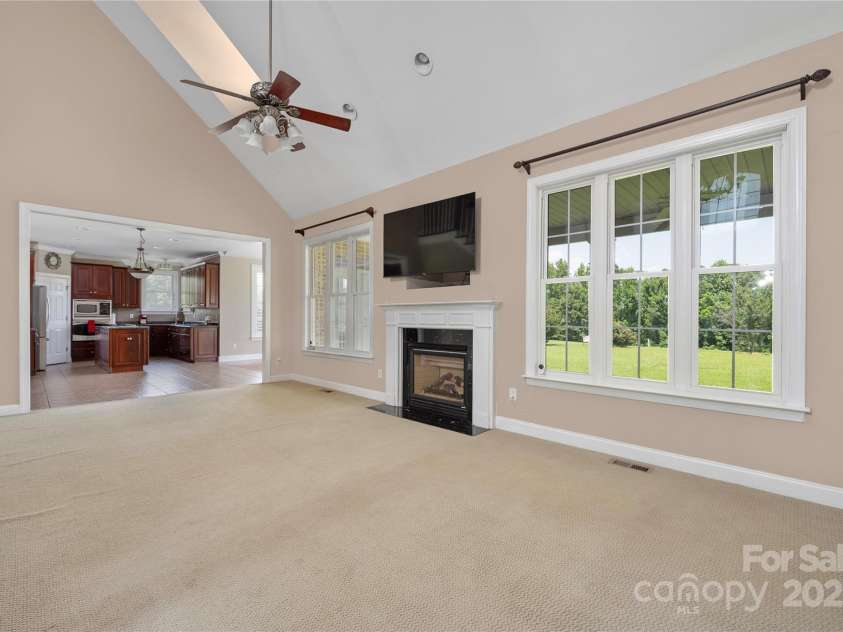 140 Hunters Hill Drive, Statesville, NC 28677.  MLS# CAR4280552, YatesRealty ID 16350. 