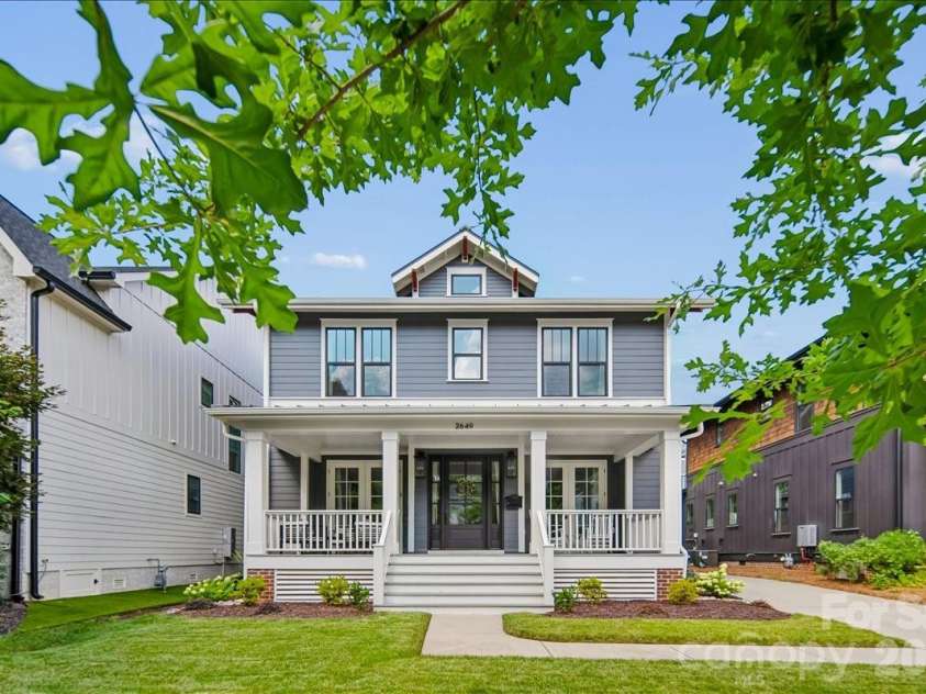 2649 Chesterfield Avenue, Charlotte, NC 28205.  MLS# CAR4402865, YatesRealty ID 16351. 