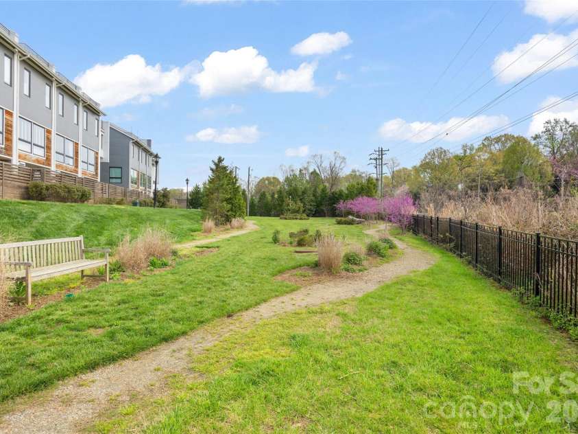 2649 Chesterfield Avenue, Charlotte, NC 28205.  MLS# CAR4402865, YatesRealty ID 16351. 