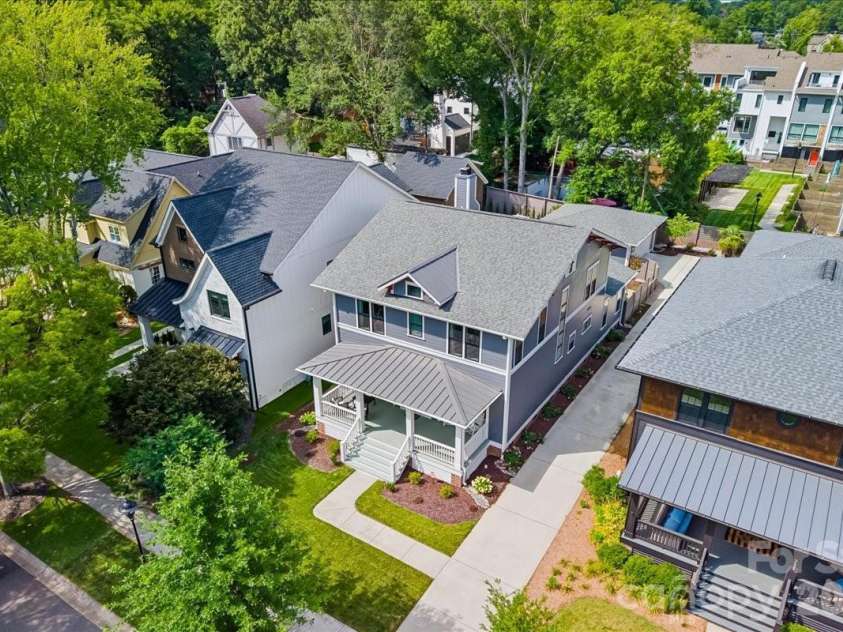 2649 Chesterfield Avenue, Charlotte, NC 28205.  MLS# CAR4402865, YatesRealty ID 16351. 