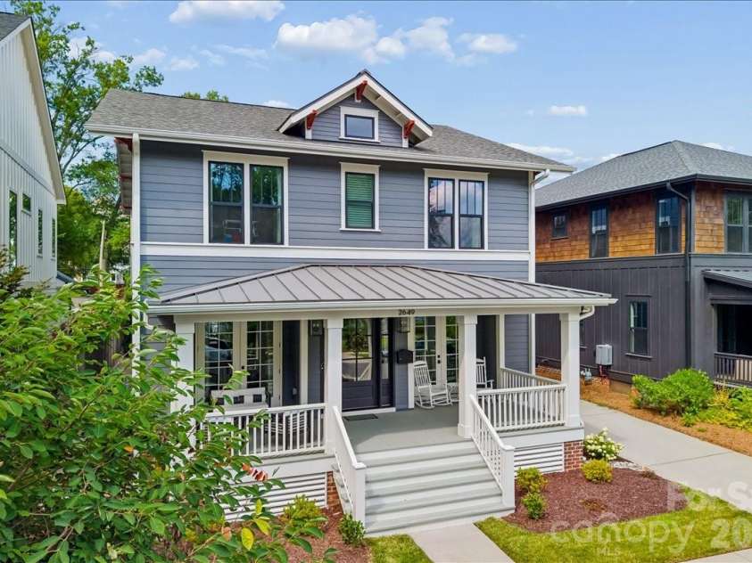 2649 Chesterfield Avenue, Charlotte, NC 28205.  MLS# CAR4402865, YatesRealty ID 16351. 