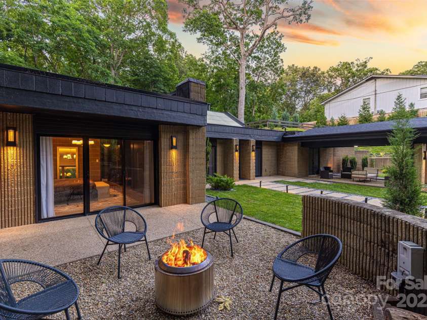 46 Dortch Avenue, Asheville, NC 28801.  MLS# CAR4146963, YatesRealty ID 16353. Patio off of primary suite