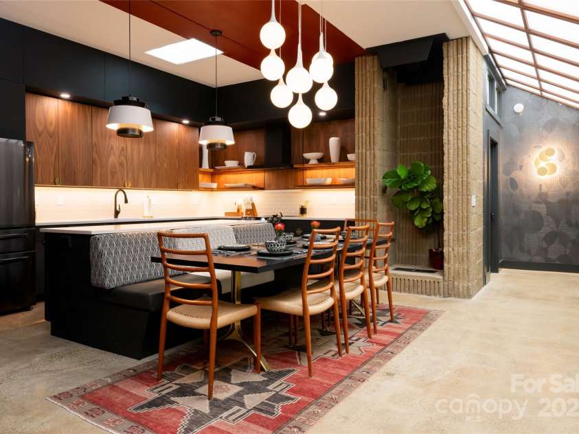 46 Dortch Avenue, Asheville, NC 28801.  MLS# CAR4146963, YatesRealty ID 16353. Updated with warm touches and modern conveniences, The Remington is ready for its new era.