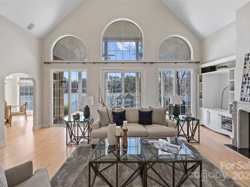 2045 Driftwood Circle, Fort Mill, SC 29708.  MLS# CAR4238358, YatesRealty ID 16354. 