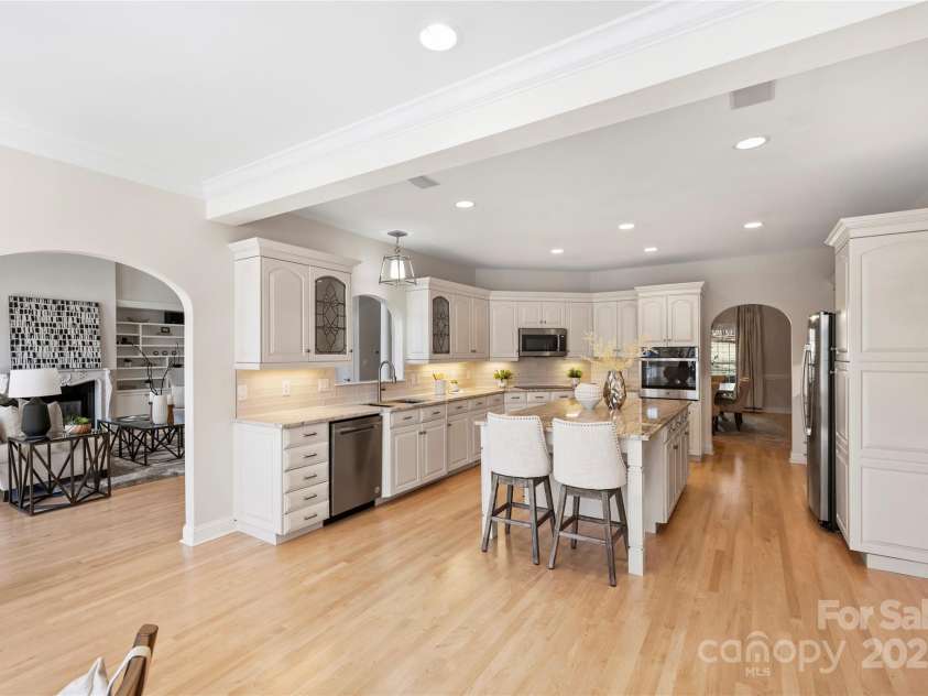 2045 Driftwood Circle, Fort Mill, SC 29708.  MLS# CAR4238358, YatesRealty ID 16354. 