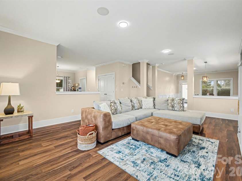 101 Cromwell Drive, Mooresville, NC 28115.  MLS# CAR4337034, YatesRealty ID 16355. 