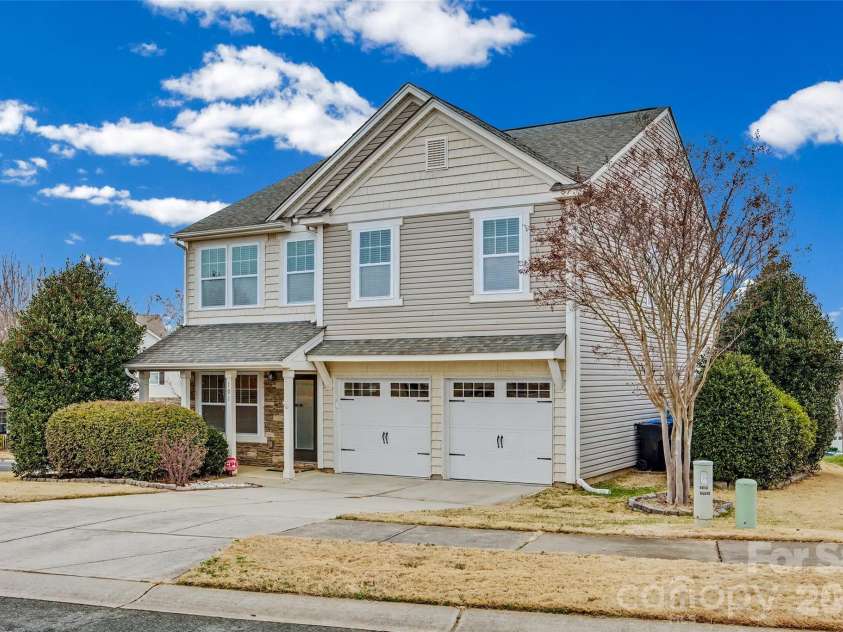 101 Cromwell Drive, Mooresville, NC 28115.  MLS# CAR4337034, YatesRealty ID 16355. 