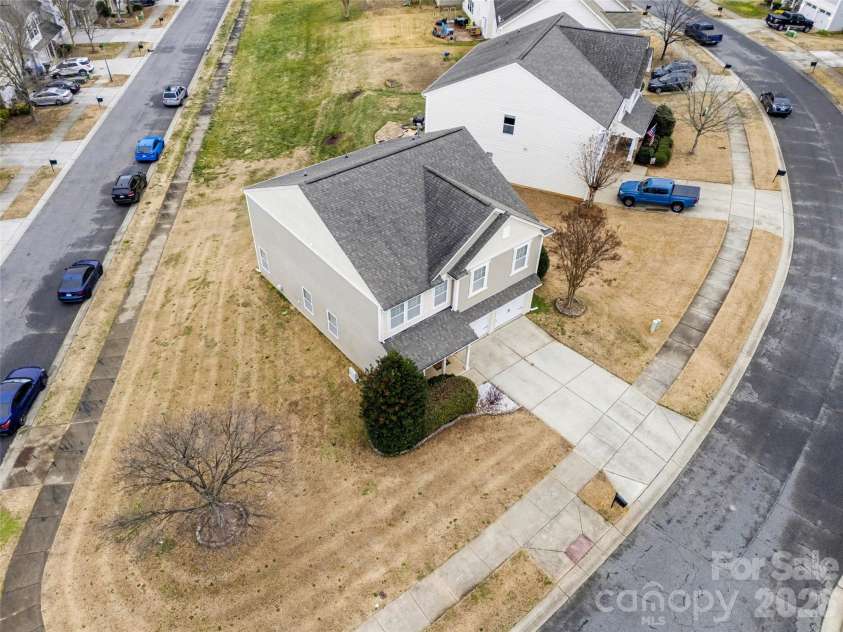 101 Cromwell Drive, Mooresville, NC 28115.  MLS# CAR4337034, YatesRealty ID 16355. 